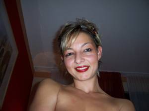 Blonde-MILF-%2897-foto%29-47aam6u6rj.jpg