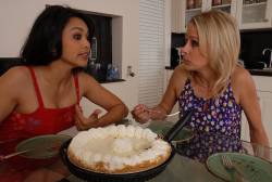 Peyton Leigh Mika Tan Kendra Secrets Gets To Fuck Three Hot Sluts - 493x b7aekqgcgm