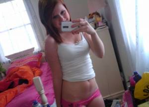 Tina shows off her bedroom [x67] y7acq0jnsw