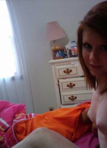 Tina shows off her bedroom [x67] 77acq1habd