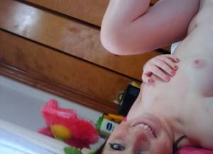 Tina shows off her bedroom [x67] 57acq1m0by