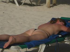 Sexy Vacation [x64] t7adf2w2sh