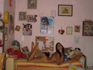 Amateur 18 Year Old Teen In Bed 17ad2wd5gq