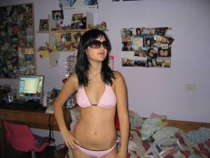 Amateur 18 Year Old Teen In Bed o7ad2vo0o4