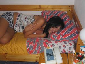 Amateur 18 Year Old Teen In Bed-e7ad2v3ubc.jpg