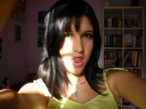 Amateur 18 Year Old Teen In Bed f7ad2whzso