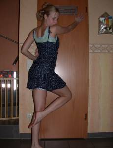 Renee a cute blonde x48 67ad6r3qys