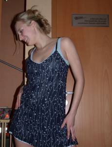 Renee a cute blonde x48 g7ad6r1wfv