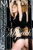 Mipaci with Mia Chance 57adr0xc1i