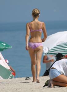 Beach Voyeur & Topless (45 Pics) 37ae4qkmcc