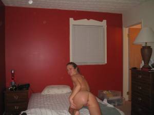 Blonde MILF (26 Pics) l7ae8wpvgl