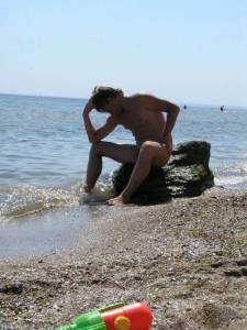 Short hair busty brunette on vacation (x83) o7afgb31r4