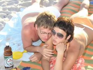 Short hair busty brunette on vacation (x83) v7afgb8og3