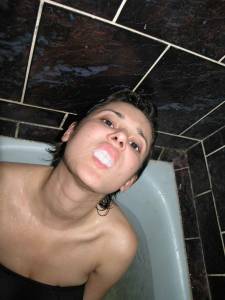 Short hair busty brunette on vacation (x83) q7afgd2d2u
