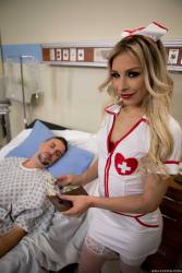 Carmen Caliente Knobbing The Naughty Nurse 259x 2495x1663-z7ah1jq53x.jpg