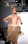 Fashion Model_ Alice Dellal c7ahvwa6l4