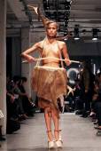 Fashion Model_ Alice Dellal a7ahvv3bj2