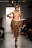 Fashion Model_ Alice Dellal h7ahvvnsps