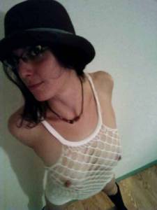 Crazy Horny Brunette x47 f7ahwj0thw