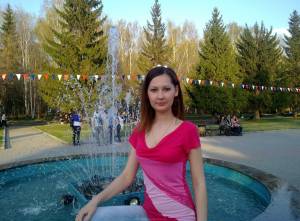 Young kitty shows off her naked body u7a039pedx