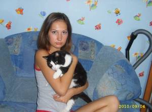 Young kitty shows off her naked body e7a03ka5mb