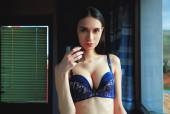 Dita V in Lexyn n7a1kt4dqh