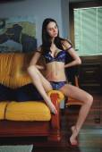 Dita V in Lexyn f7a1ktny7u