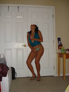 Amateur Brunette Topless Photoshoot x65 p7a19imypb