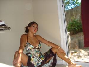 Amateur Brunette Topless Photoshoot x65 d7a19hpw0j