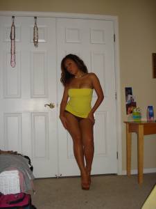 Amateur Brunette Topless Photoshoot x65 w7a19iqz6v