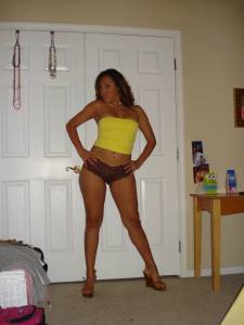 Amateur Brunette Topless Photoshoot x65 j7a19irglz