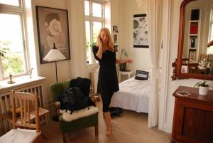 Blonde chick on vacation x59 07a221urv4