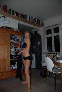 Blonde chick on vacation x59 m7a2229023