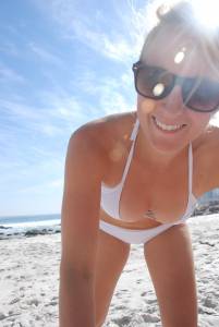 Blonde chick on vacation x59 c7a222cmi0