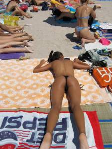 Sexy brunette Summer Vacation x112 47a3c2svww