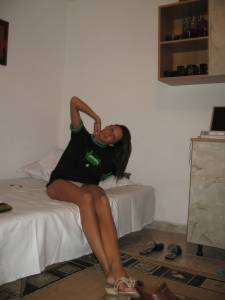 Sexy brunette Summer Vacation x112 m7a3c29rry
