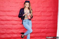 Naomi Swann New In Town - 51x x7a6homq2d