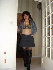 Mature loves to be naked x44 w7a60m6hfh