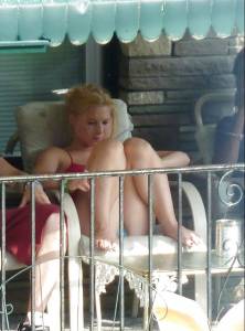 Voyeur Spy Hot Blonde Balcony t7a6bcfudv