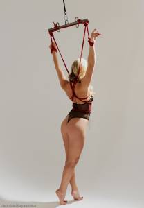 Tillie - An Angel In Rope And Leather h7a64uiolu