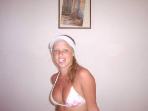 Ex Girlfriend Erica x48 x7a5kaov3w