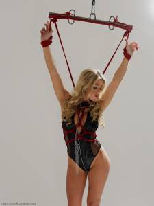 Tillie - An Angel In Rope And Leathery7a64ubzda.jpg