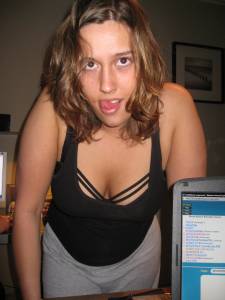 Belgian Girlfriend l7a7hgdz34