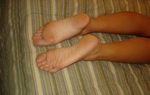Carinas Soles Feet x20-q7a9ut5eq4.jpg