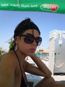 Bikini candid girl at beach x61-q7ajwu8axo.jpg