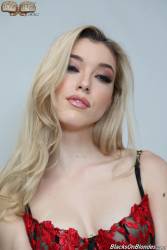 Anny Aurora - 354x   u7alhgk2po