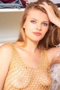 Sophie Sparks â€“ Spark In Me 06-03 u7ann5rb1u