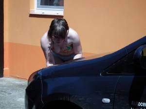 Bikini Car Wash v7ao65gn2y