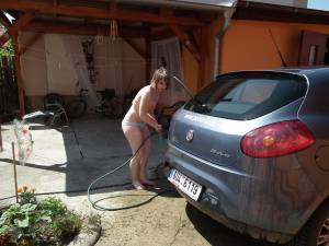 Bikini Car Wash-27ao667qo7.jpg