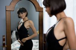 Janice-Griffith-Shes-Changed-310x-2495x1663-u7aq9vahvf.jpg